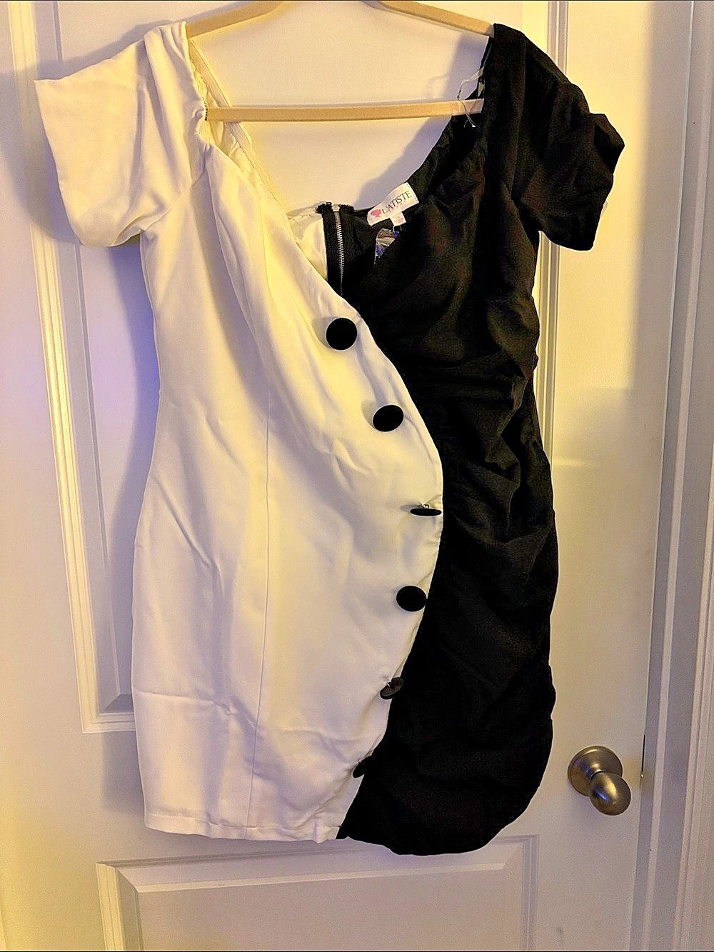 Latiste Color Block Mini Dress in Black & White Size 1x